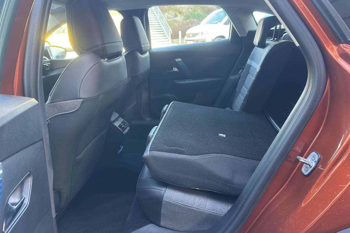 Vente en ligne Citroën Ë-C4 136 ch Automatique Feel au prix de 14 710 €