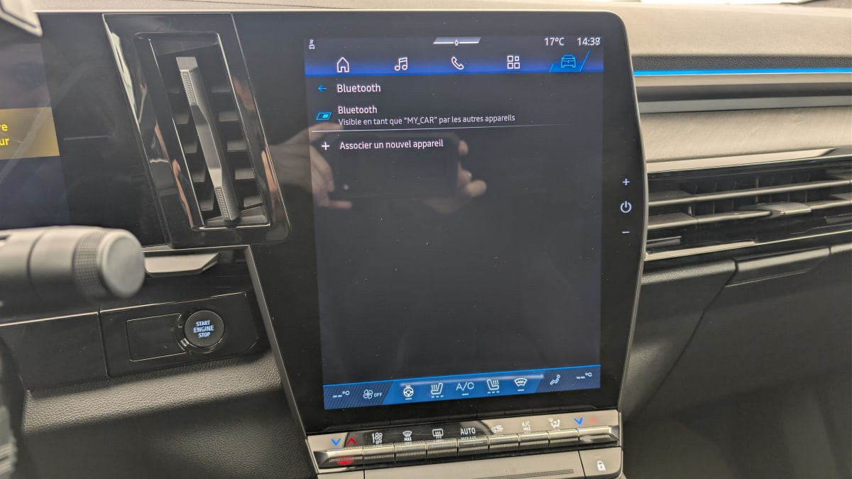 Vente en ligne Renault Rafale hyper hybrid E-Tech 4x4 300 esprit Alpine au prix de 44 990 €