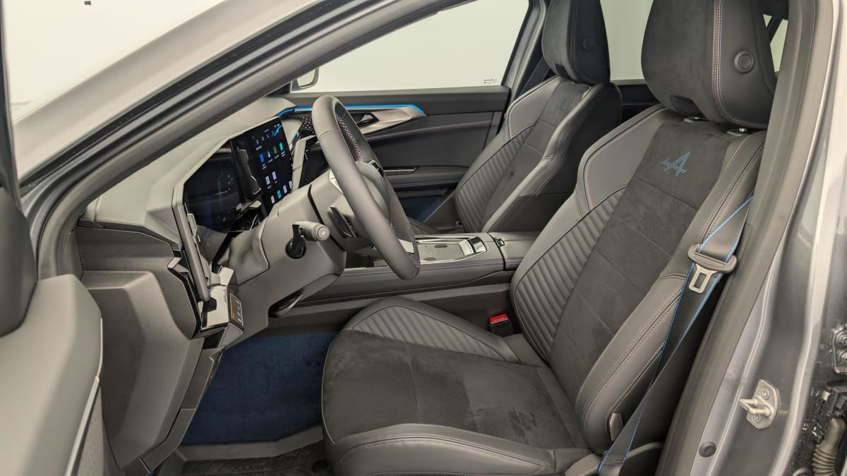 Vente en ligne Renault Rafale hyper hybrid E-Tech 4x4 300 esprit Alpine au prix de 44 990 €