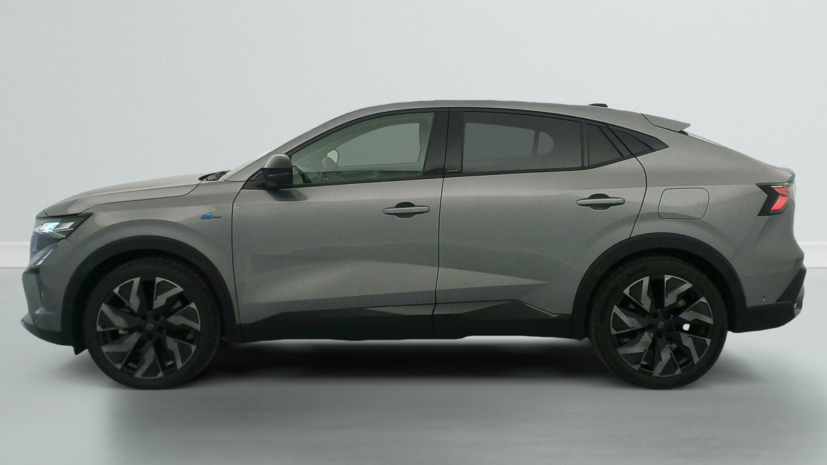 Vente en ligne Renault Rafale hyper hybrid E-Tech 4x4 300 esprit Alpine au prix de 44 990 €