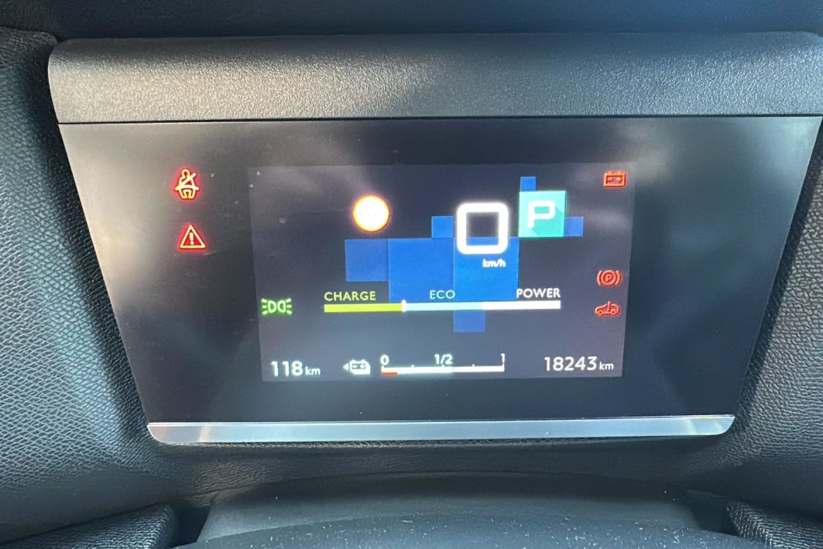 Vente en ligne Citroën Ë-C4 136 ch Automatique Feel au prix de 14 710 €