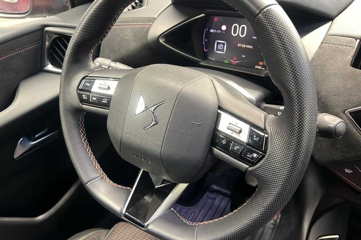 Vente en ligne Ds Ds3 Crossback PureTech 100 BVM6 Performance Line au prix de 17 800 €