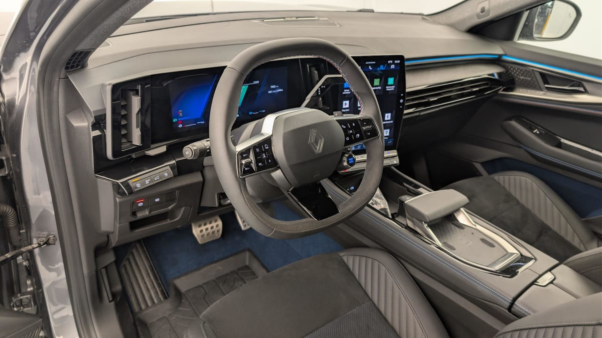 Vente en ligne Renault Rafale hyper hybrid E-Tech 4x4 300 esprit Alpine au prix de 44 990 €