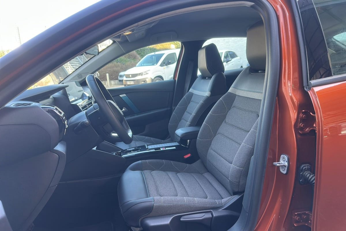 Vente en ligne Citroën Ë-C4 136 ch Automatique Feel au prix de 14 710 €