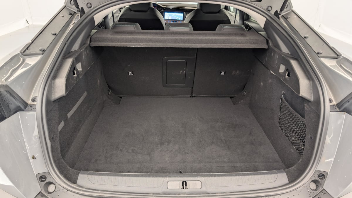 Vente en ligne Peugeot 408 Hybrid 136 e-DCS6 Allure au prix de 25 010 €