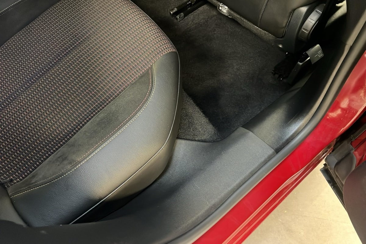 Vente en ligne Ds Ds3 Crossback PureTech 100 BVM6 Performance Line au prix de 17 800 €