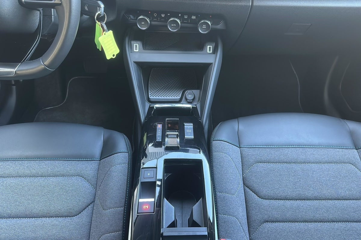 Vente en ligne Citroën Ë-C4 136 ch Automatique Feel au prix de 14 710 €