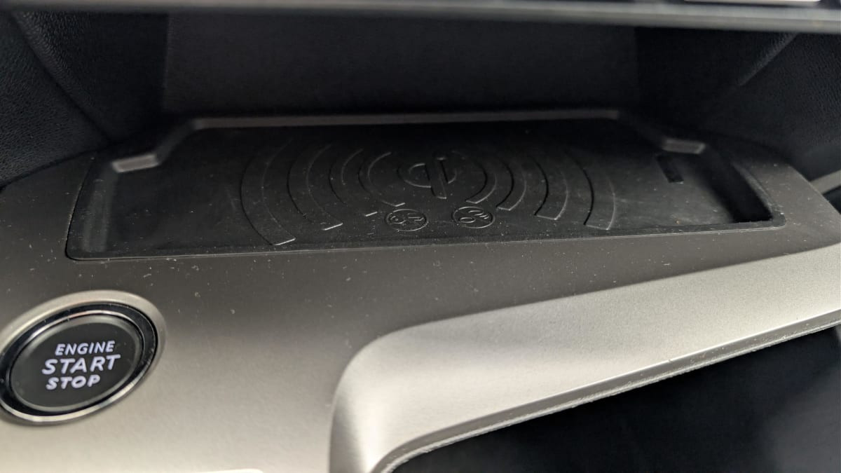 Vente en ligne Peugeot 408 Hybrid 136 e-DCS6 Allure au prix de 25 010 €