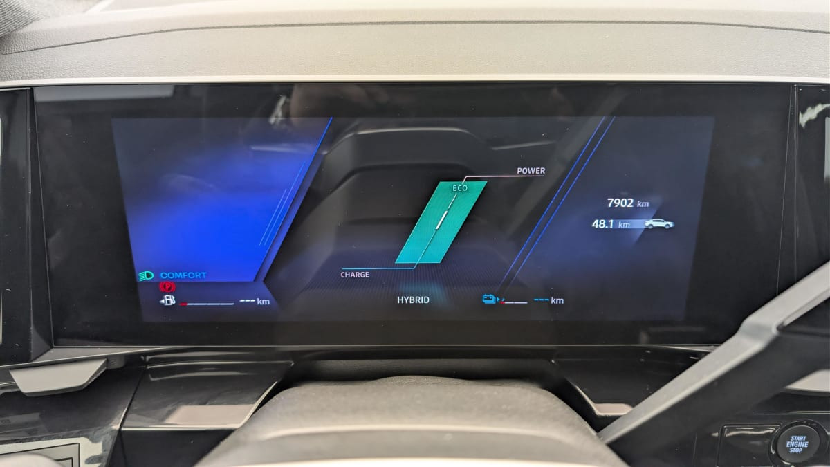 Vente en ligne Renault Rafale hyper hybrid E-Tech 4x4 300 esprit Alpine au prix de 44 990 €