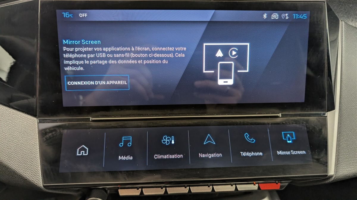 Vente en ligne Peugeot 408 Hybrid 136 e-DCS6 Allure au prix de 25 010 €