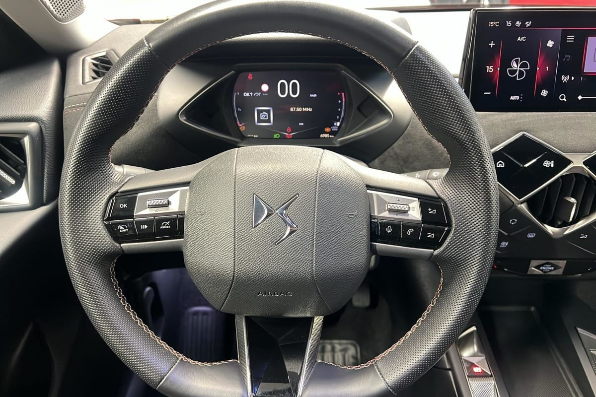 Vente en ligne Ds Ds3 Crossback PureTech 100 BVM6 Performance Line au prix de 17 800 €