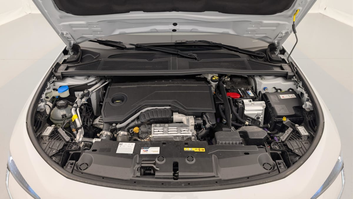 Vente en ligne Peugeot 308 Hybrid 145 e-DCS6 Allure au prix de 24 390 €