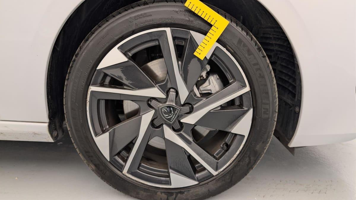 Vente en ligne Peugeot 308 Hybrid 145 e-DCS6 Allure au prix de 24 390 €