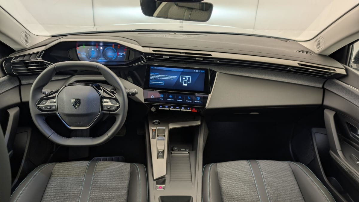 Vente en ligne Peugeot 308 Hybrid 145 e-DCS6 Allure au prix de 24 390 €