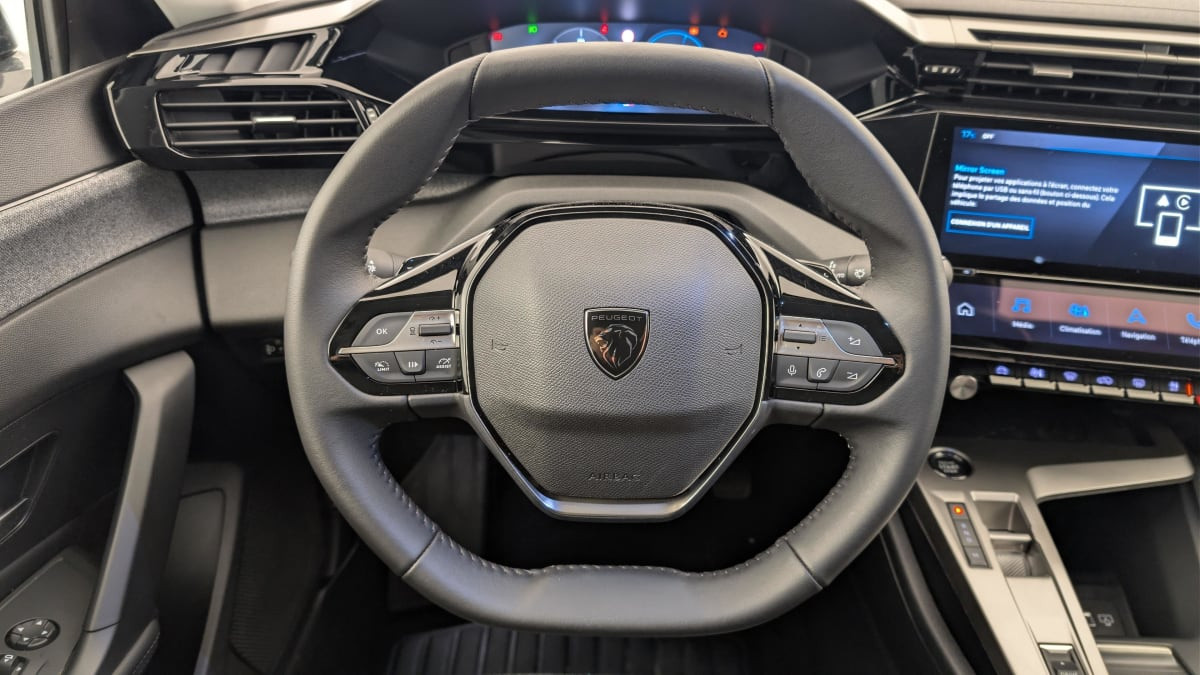 Vente en ligne Peugeot 308 Hybrid 145 e-DCS6 Allure au prix de 24 390 €