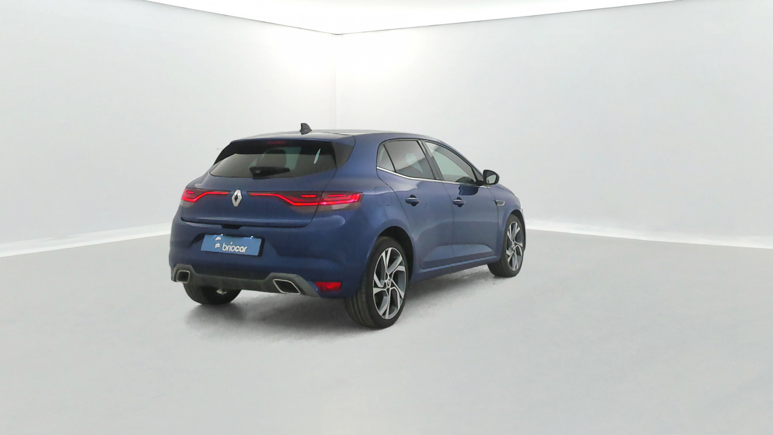 Vente en ligne Renault Megane 1.6 E-Tech Plug-in 160ch RS Line Suréquipée au prix de 18 980 €