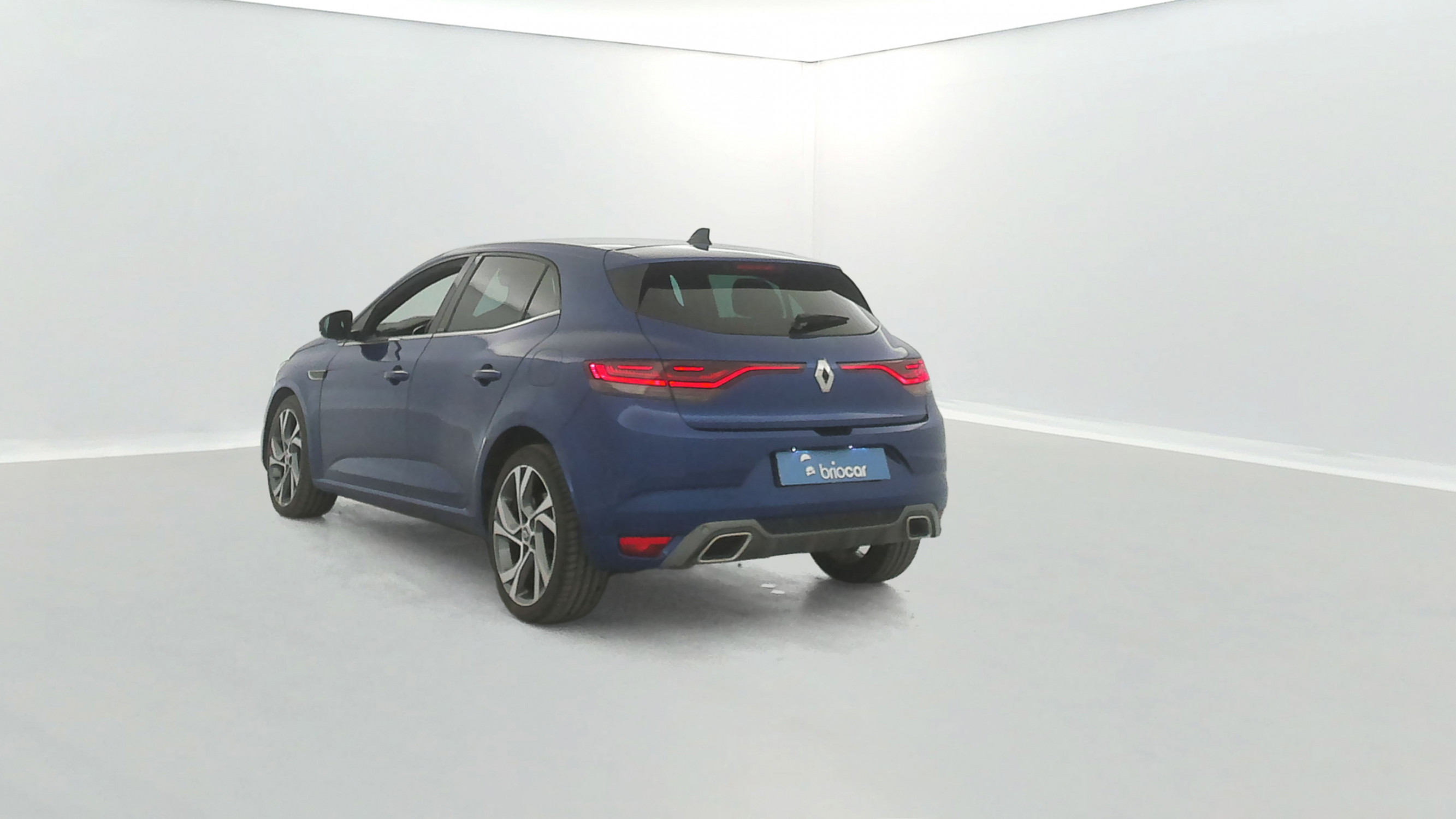 Vente en ligne Renault Megane 1.6 E-Tech Plug-in 160ch RS Line Suréquipée au prix de 18 980 €