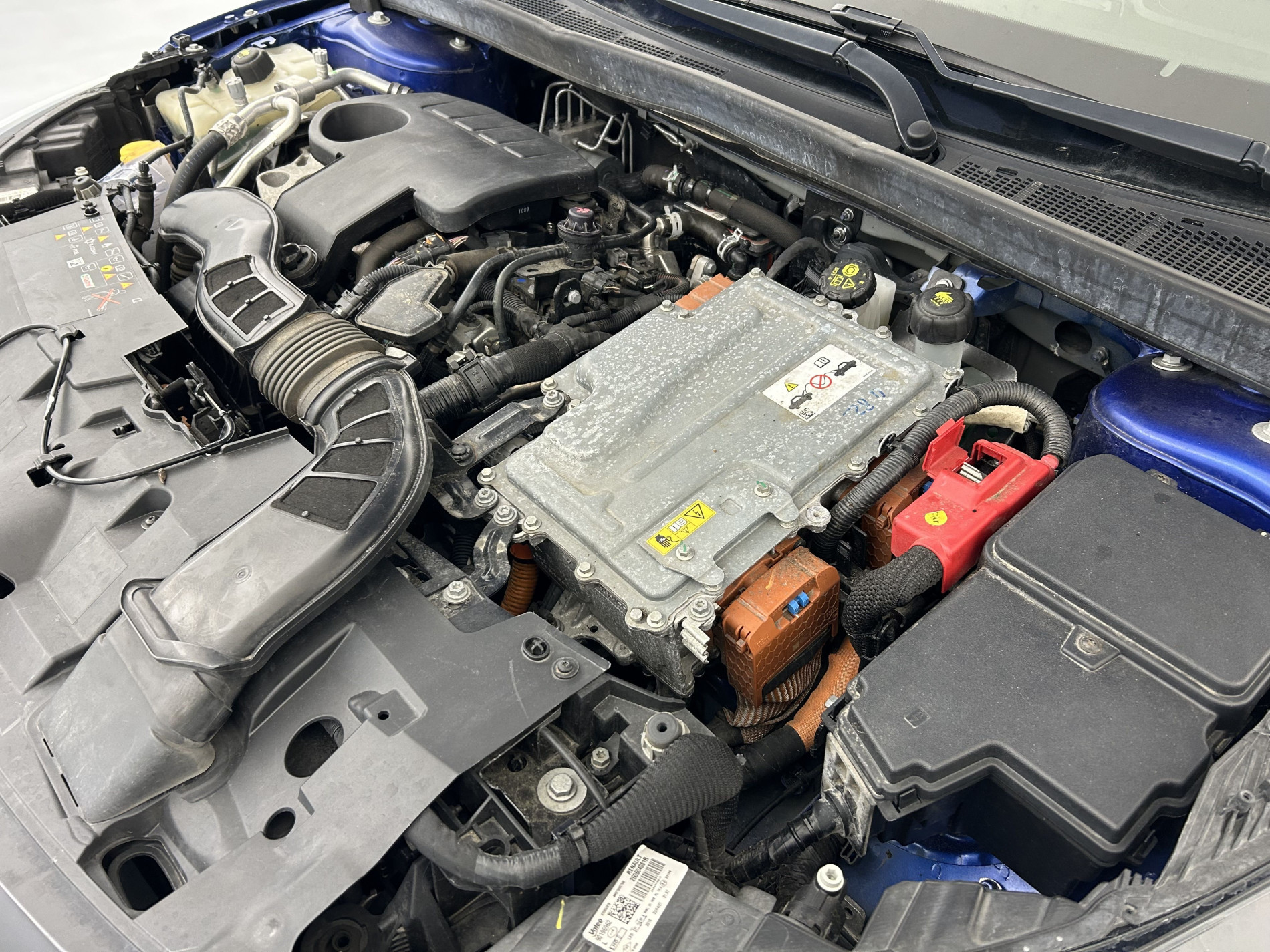 Vente en ligne Renault Megane 1.6 E-Tech Plug-in 160ch RS Line Suréquipée au prix de 18 980 €