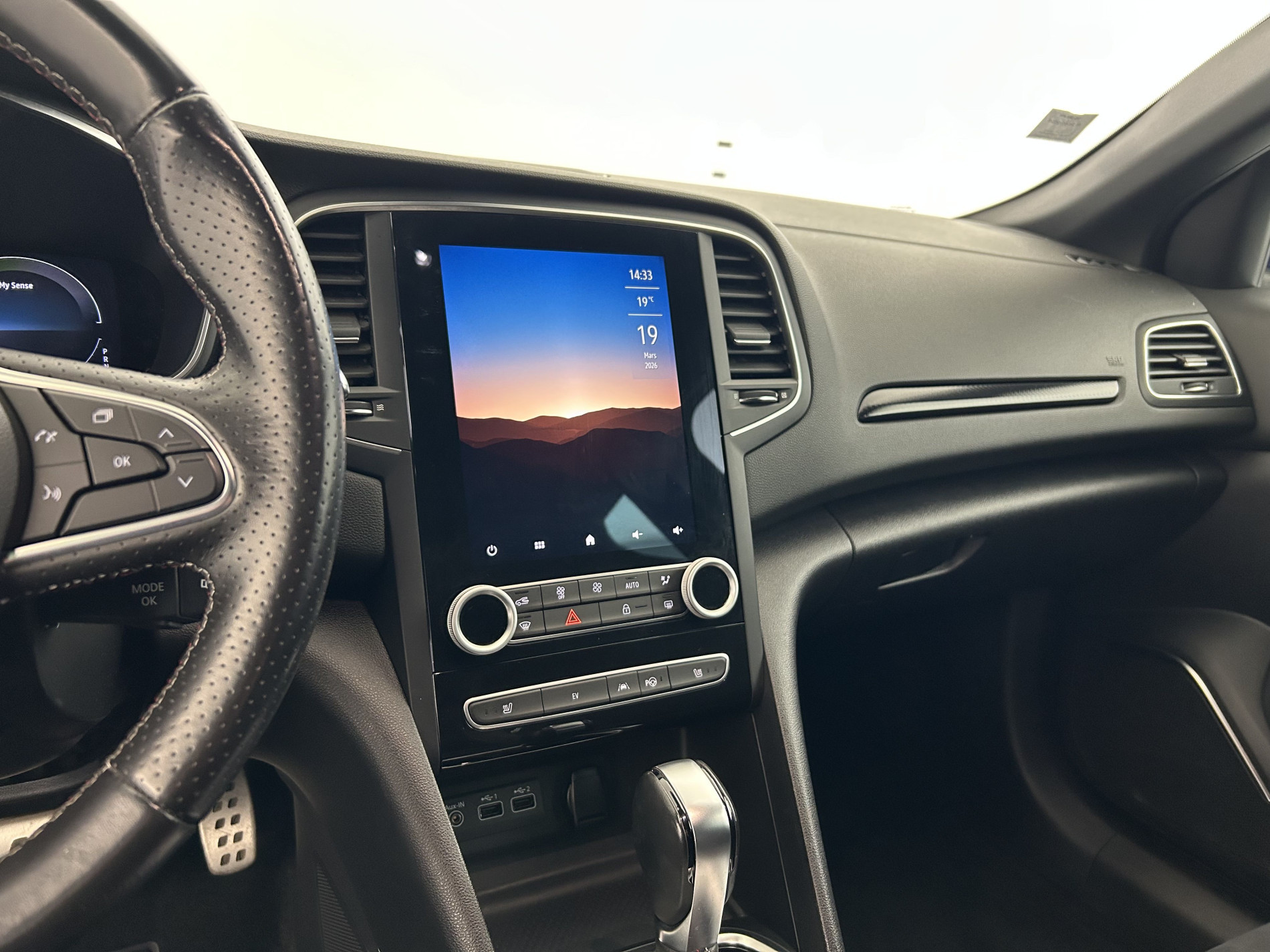 Vente en ligne Renault Megane 1.6 E-Tech Plug-in 160ch RS Line Suréquipée au prix de 18 980 €