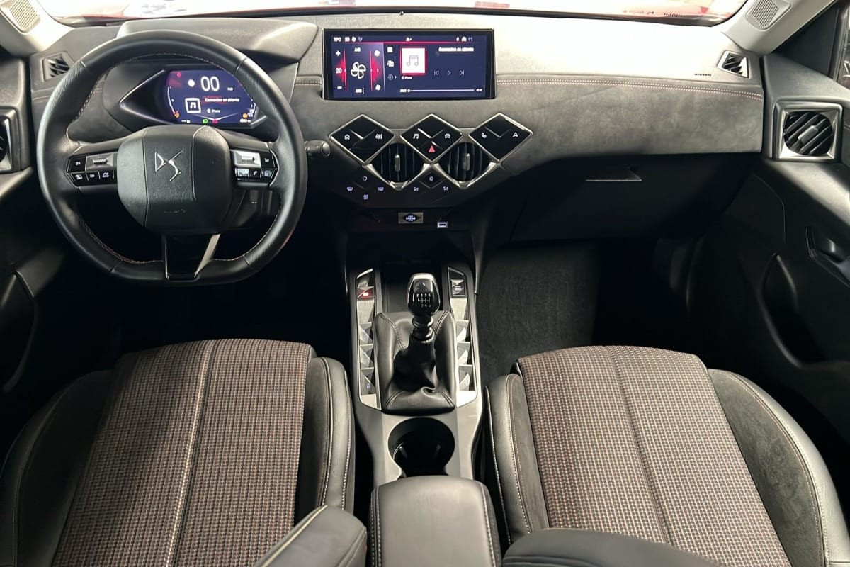 Vente en ligne Ds Ds3 Crossback PureTech 100 BVM6 Performance Line au prix de 17 800 €