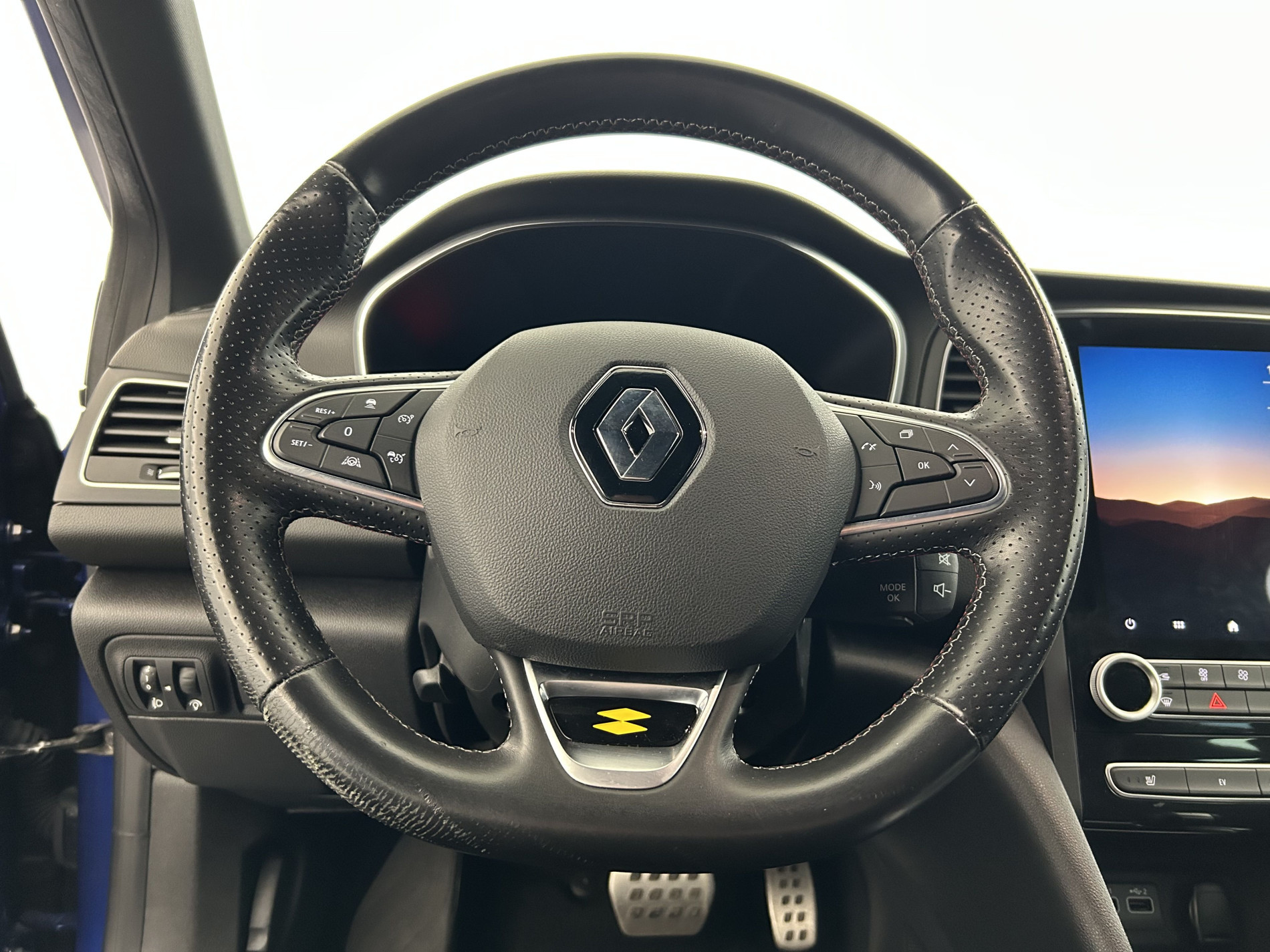 Vente en ligne Renault Megane 1.6 E-Tech Plug-in 160ch RS Line Suréquipée au prix de 18 980 €