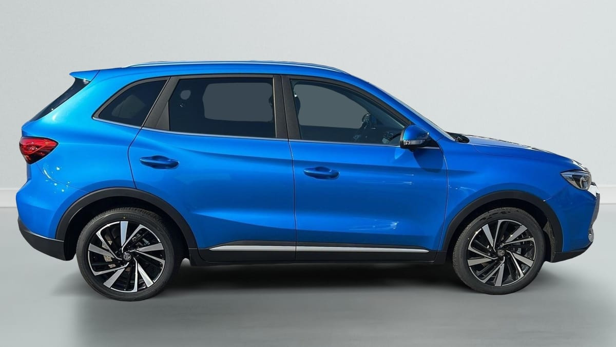 Vente en ligne Mg ZS 1.5 L Hybrid+ 197 ch Luxury au prix de 24 380 €