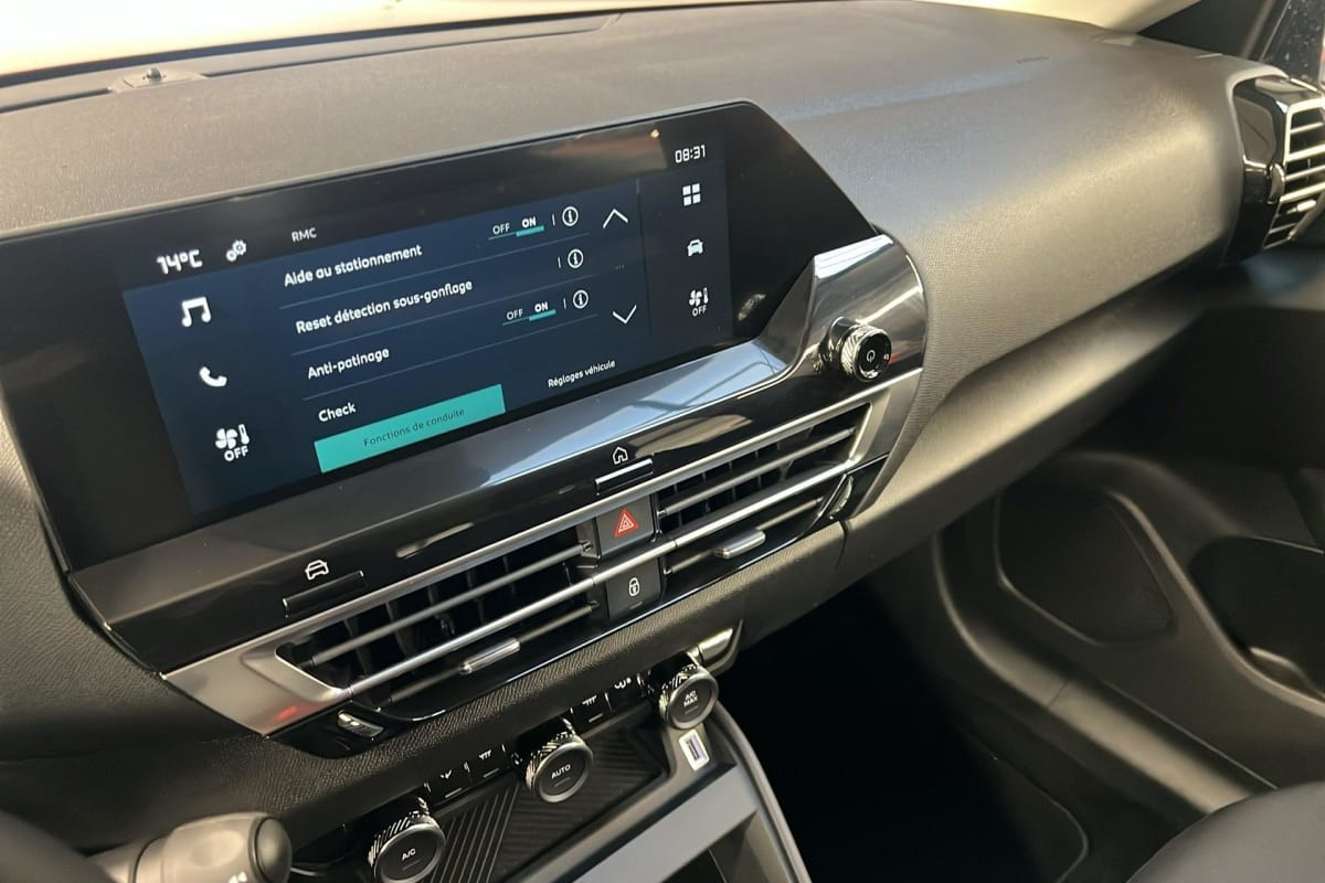 Vente en ligne Citroën Ë-C4 136 ch Automatique Feel au prix de 14 710 €