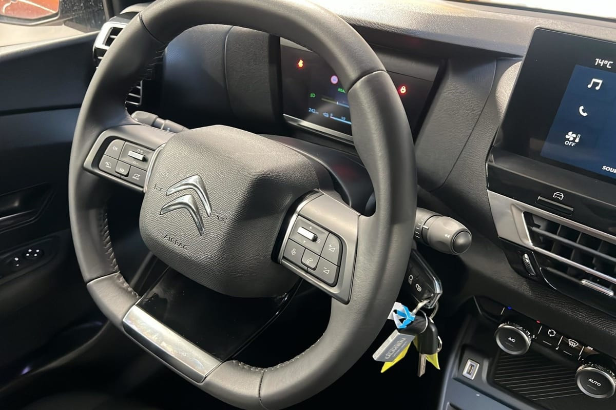 Vente en ligne Citroën Ë-C4 136 ch Automatique Feel au prix de 14 710 €