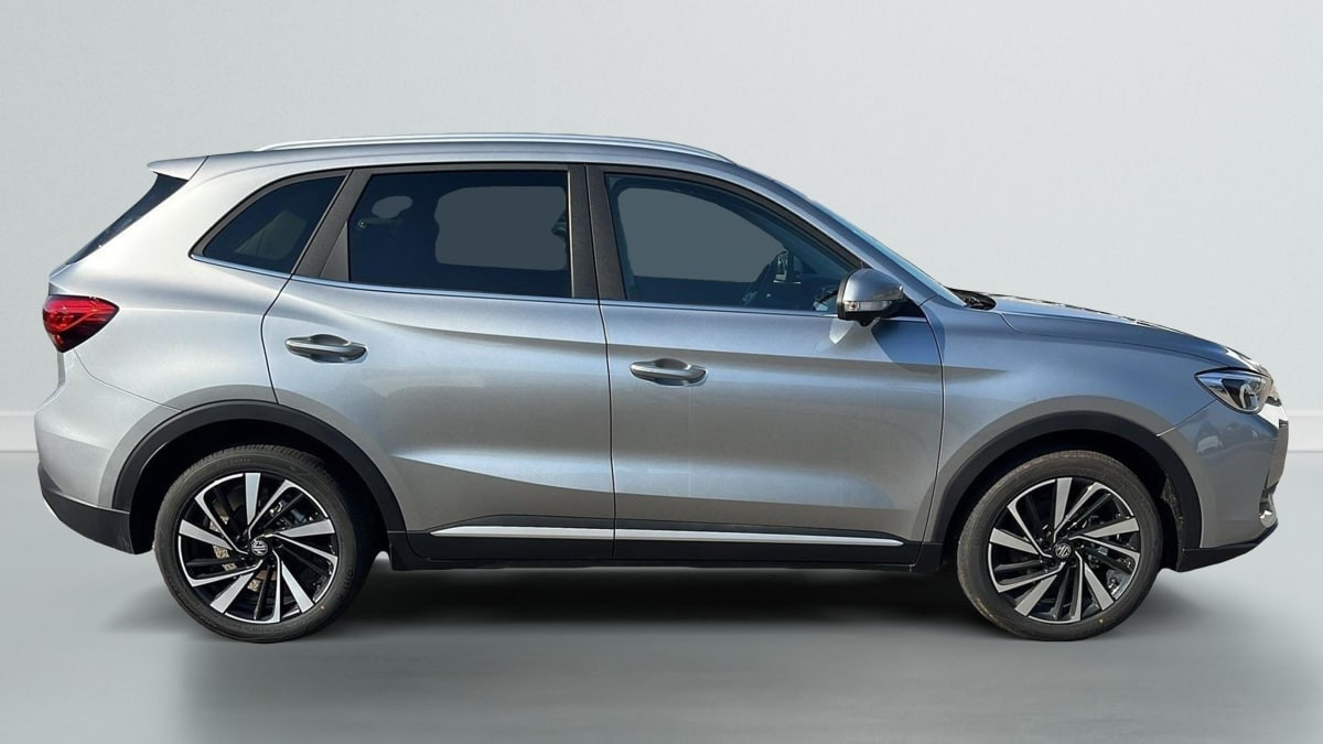 Vente en ligne Mg ZS 1.5 L Hybrid+ 197 ch Luxury au prix de 24 380 €