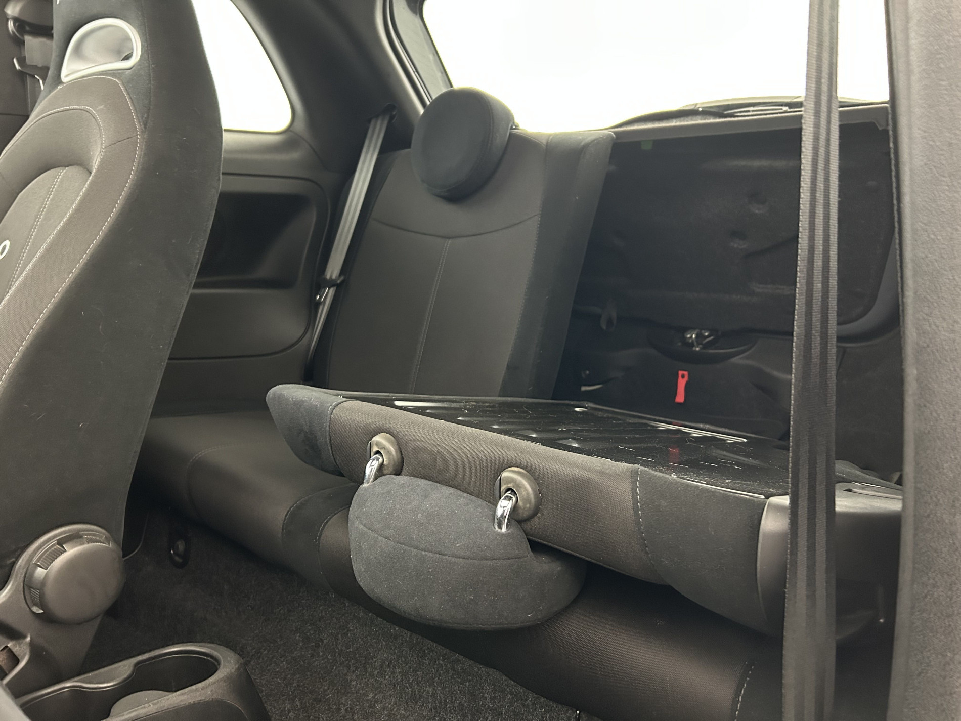 Vente en ligne Abarth 500 1.4 Turbo T-Jet 145ch 595 + Toit ouvrant au prix de 14 790 €