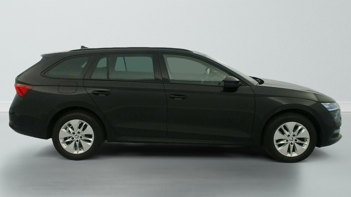 Vente en ligne Skoda Octavia Combi 2.0 TDI 116 ch DSG7 Ambition au prix de 23 360 €