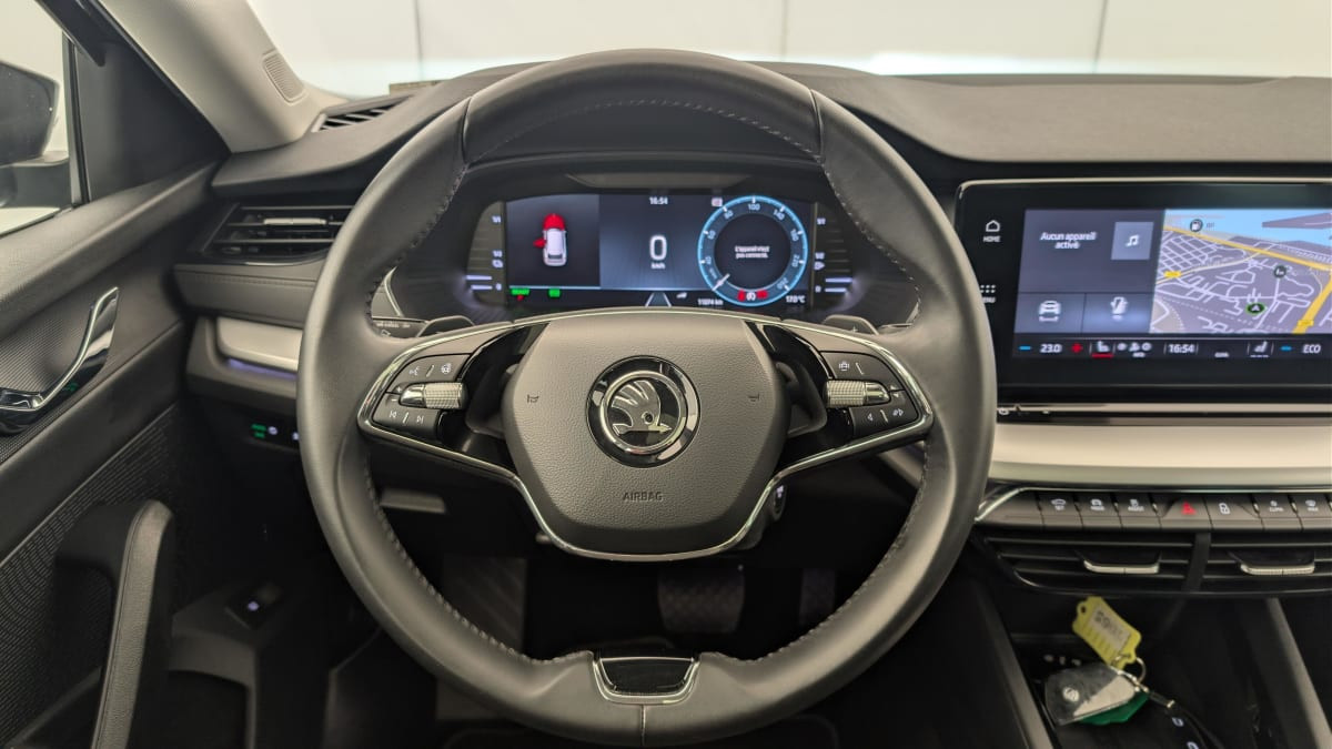 Vente en ligne Skoda Octavia Combi 1.4 TSI PHEV iV 204 ch DSG6e Ambition au prix de 25 420 €