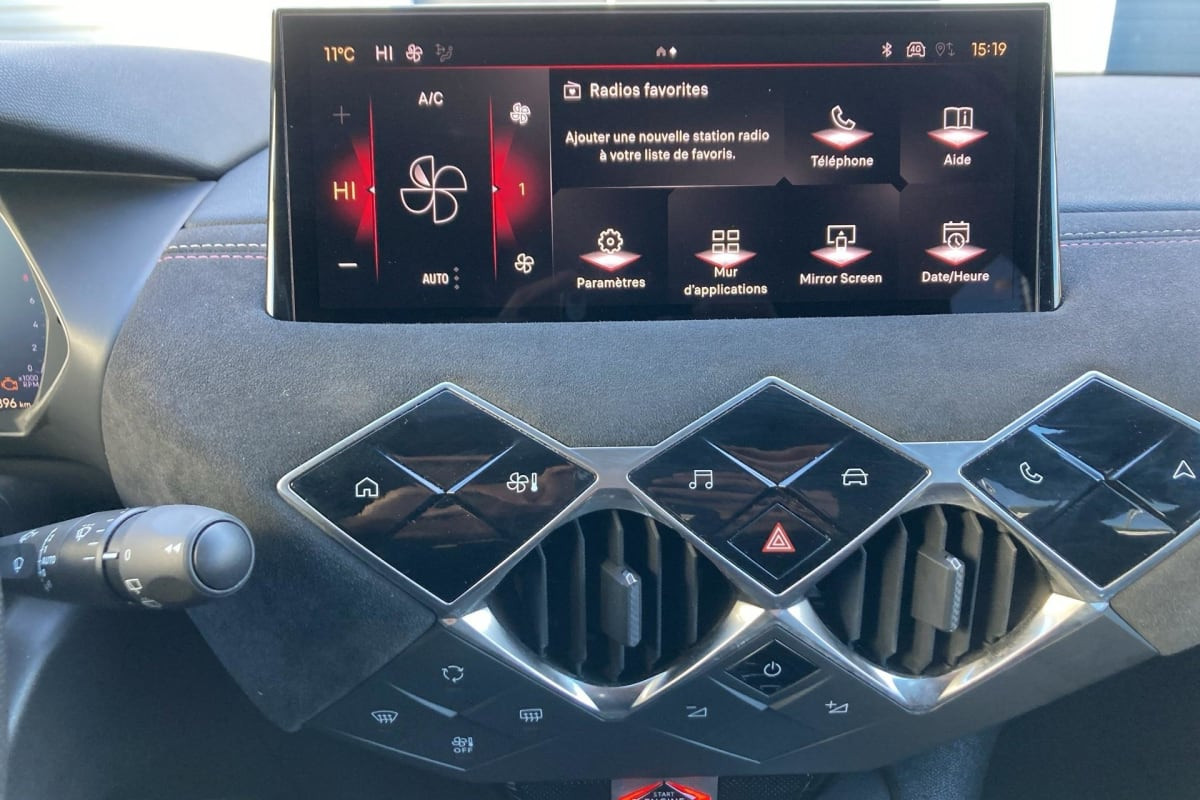 Vente en ligne Ds Ds3 Crossback PureTech 100 BVM6 Performance Line au prix de 17 800 €