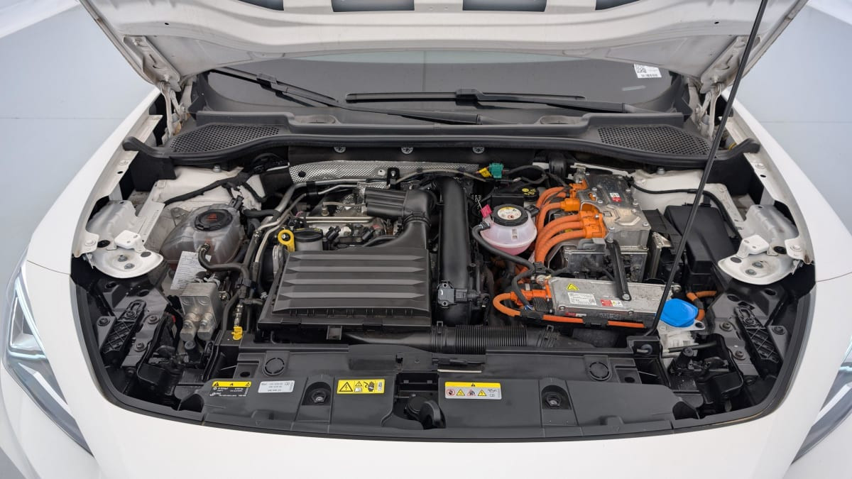 Vente en ligne Cupra Formentor 1.4 e-HYBRID 204 ch DSG6 V au prix de 25 940 €