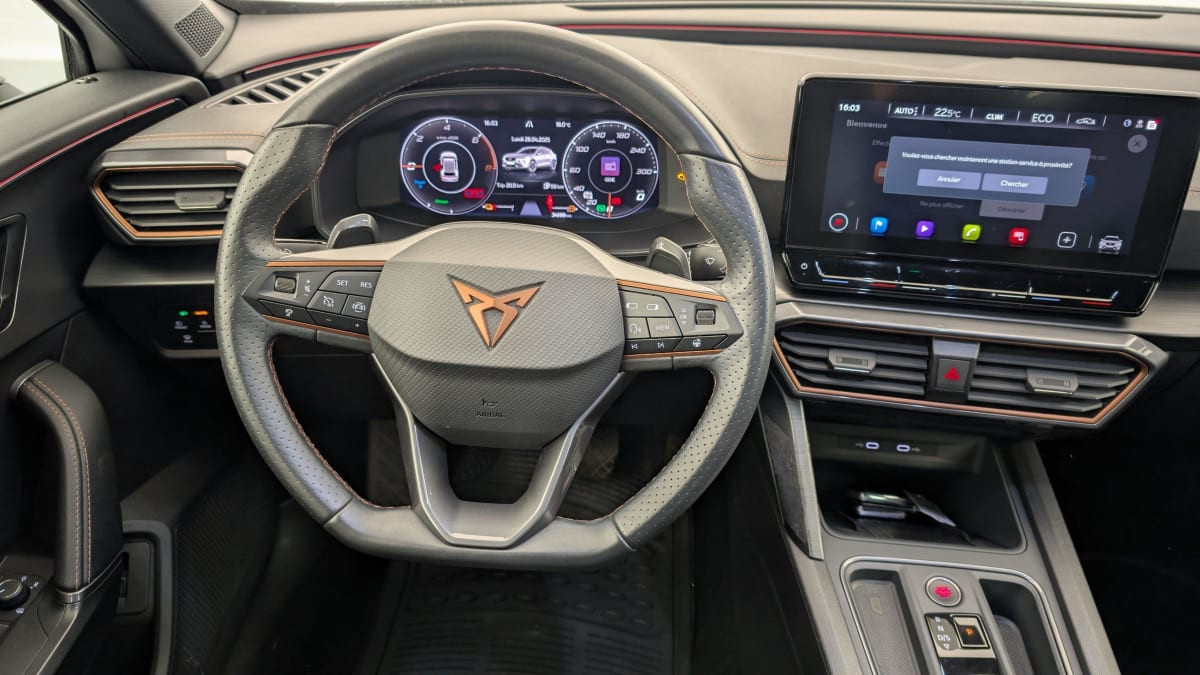 Vente en ligne Cupra Formentor 1.4 e-HYBRID 204 ch DSG6 V au prix de 25 940 €