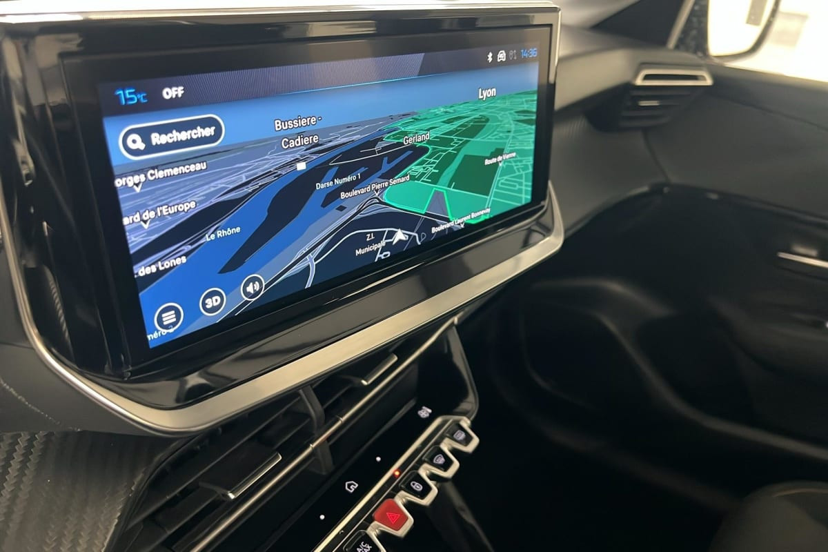 Vente en ligne Peugeot 208 100 S S BVM6 Style au prix de 15 740 €