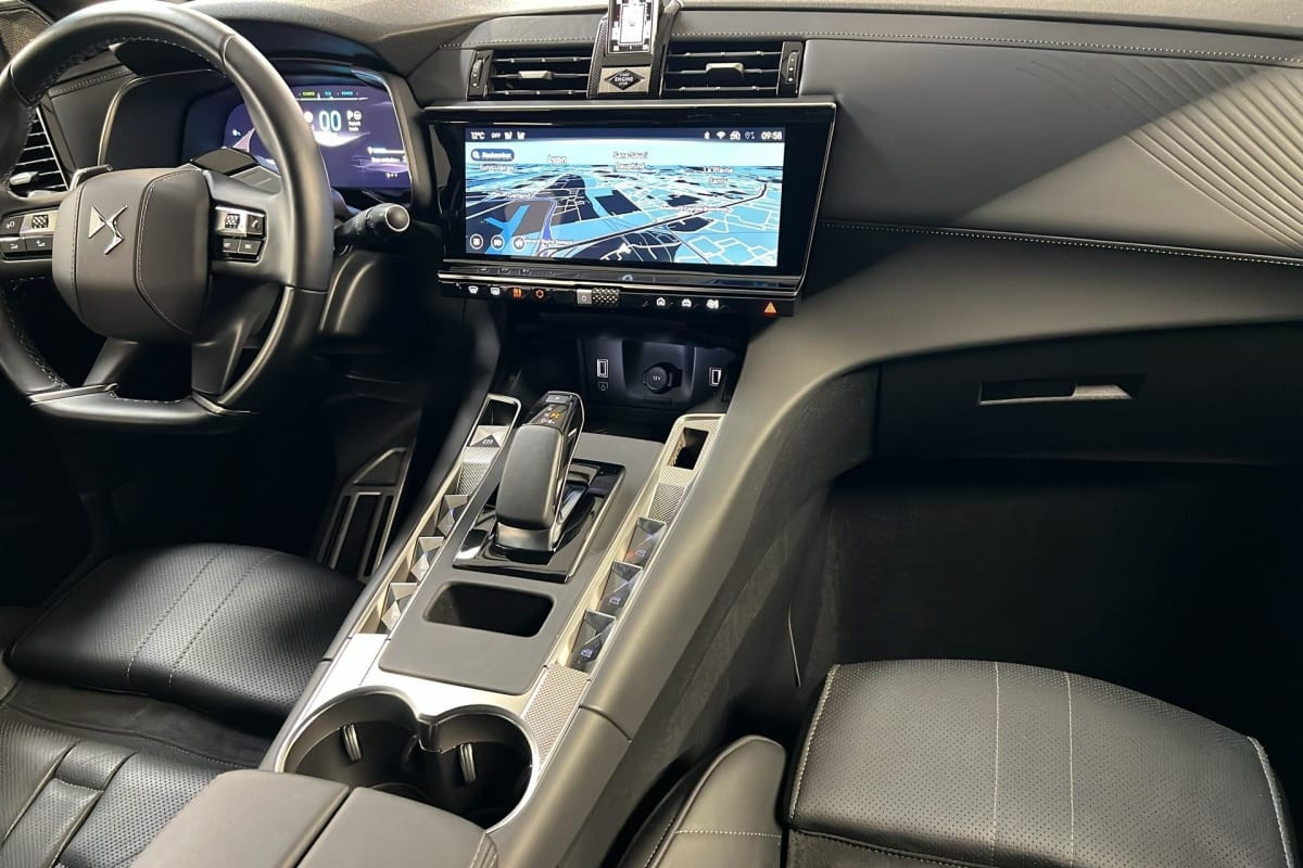 Vente en ligne Ds DS7 Crossback Hybride Rechargeable E-Tense 225 EAT8 Opera au prix de 39 840 €