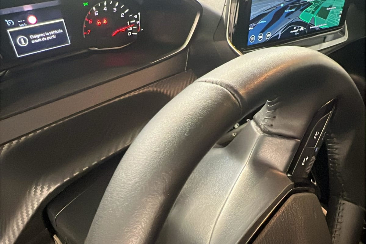 Vente en ligne Peugeot 208 100 S S BVM6 Style au prix de 15 740 €