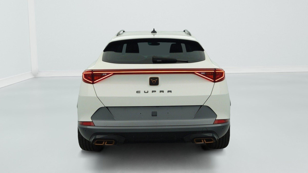 Vente en ligne Cupra Formentor 1.4 e-HYBRID 204 ch DSG6 V au prix de 25 940 €