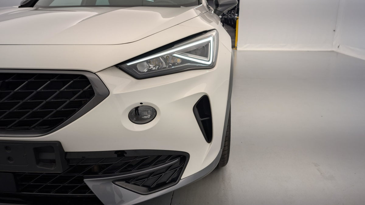 Vente en ligne Cupra Formentor 1.4 e-HYBRID 204 ch DSG6 V au prix de 25 940 €