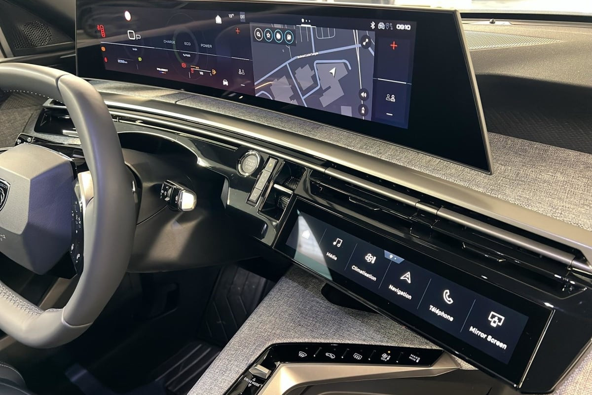 Vente en ligne Peugeot 3008 Hybrid 145 e-DCS6 Allure au prix de 29 130 €