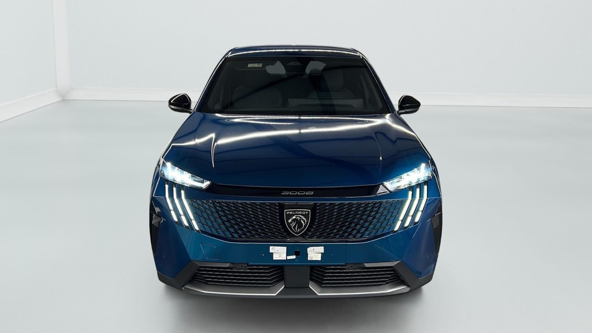 Vente en ligne Peugeot 3008 Hybrid 145 e-DCS6 Allure au prix de 29 130 €