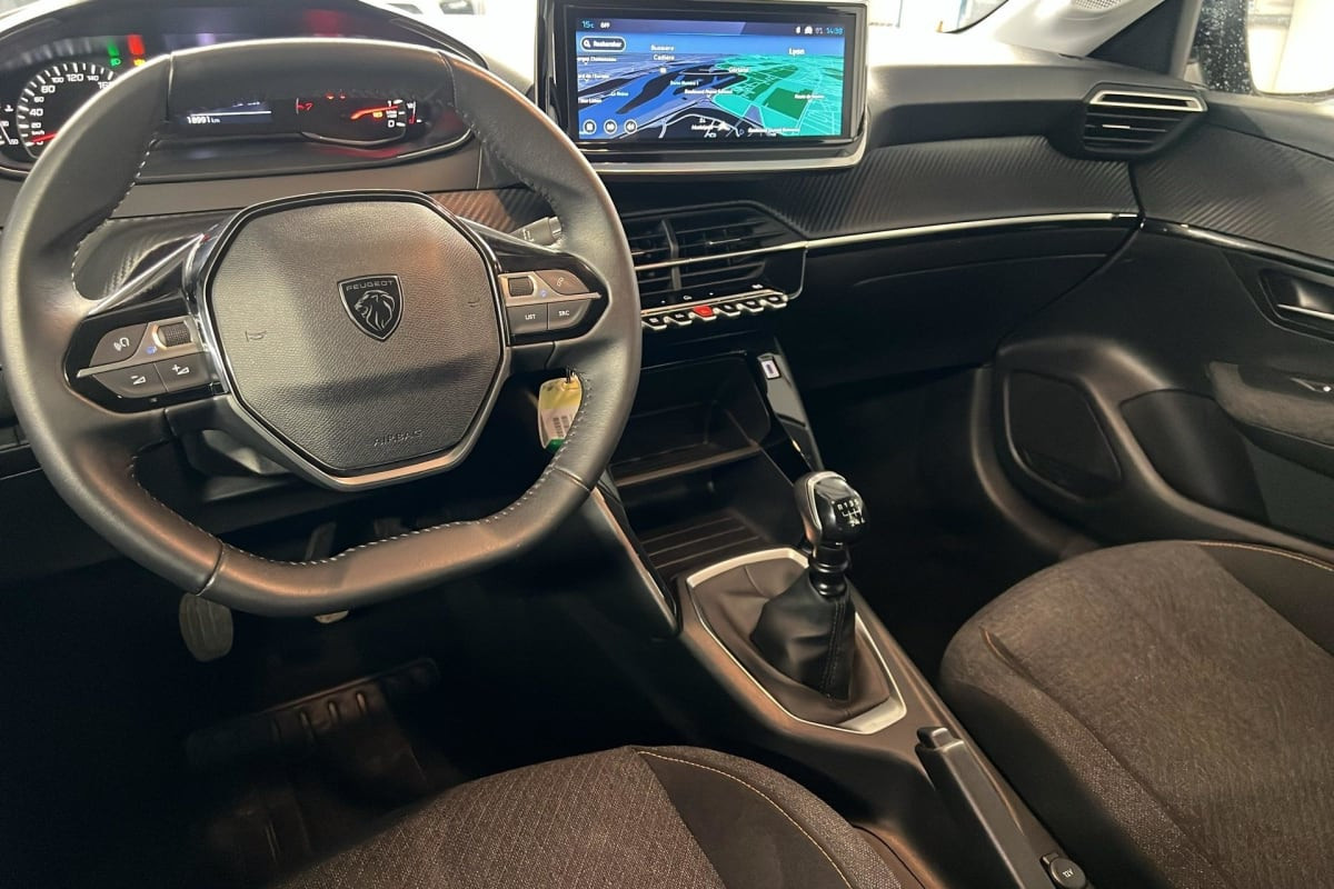 Vente en ligne Peugeot 208 100 S S BVM6 Style au prix de 15 740 €