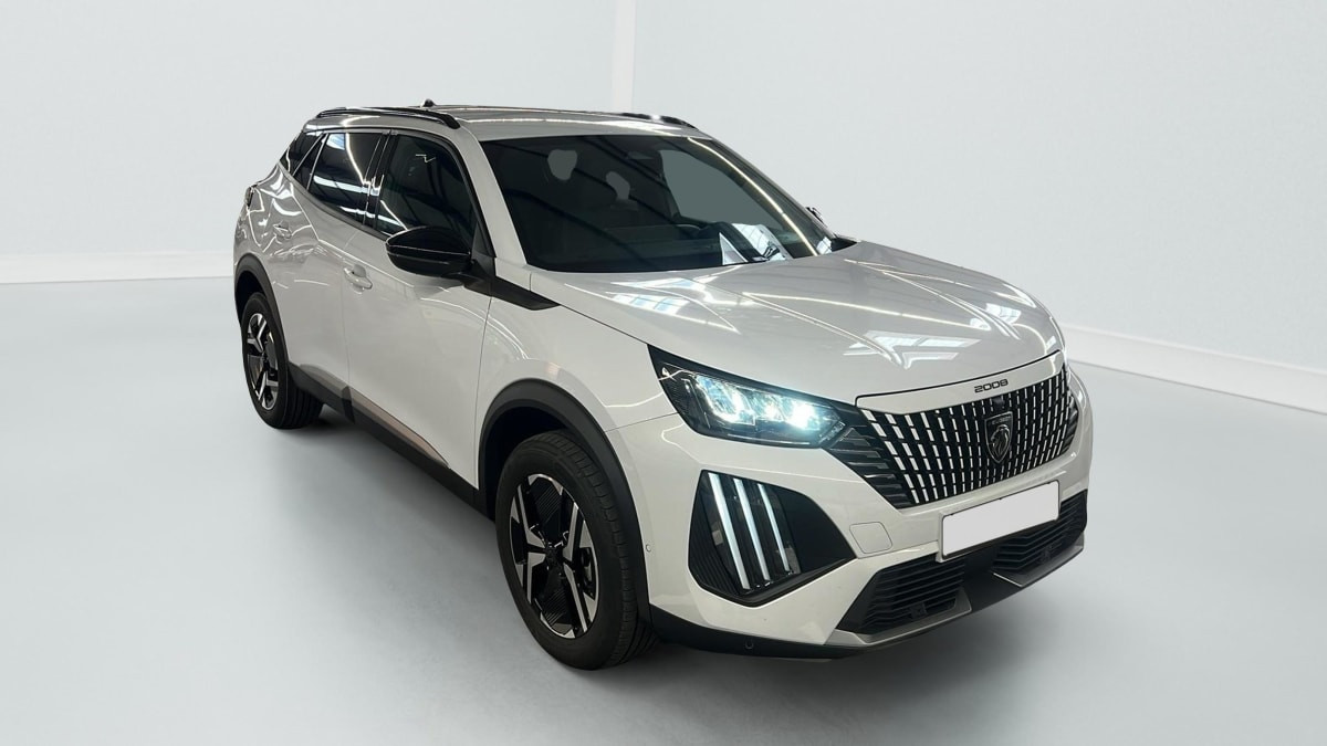 Vente en ligne Peugeot 2008 Hybrid 145 e-DCS6 Allure au prix de 23 360 €