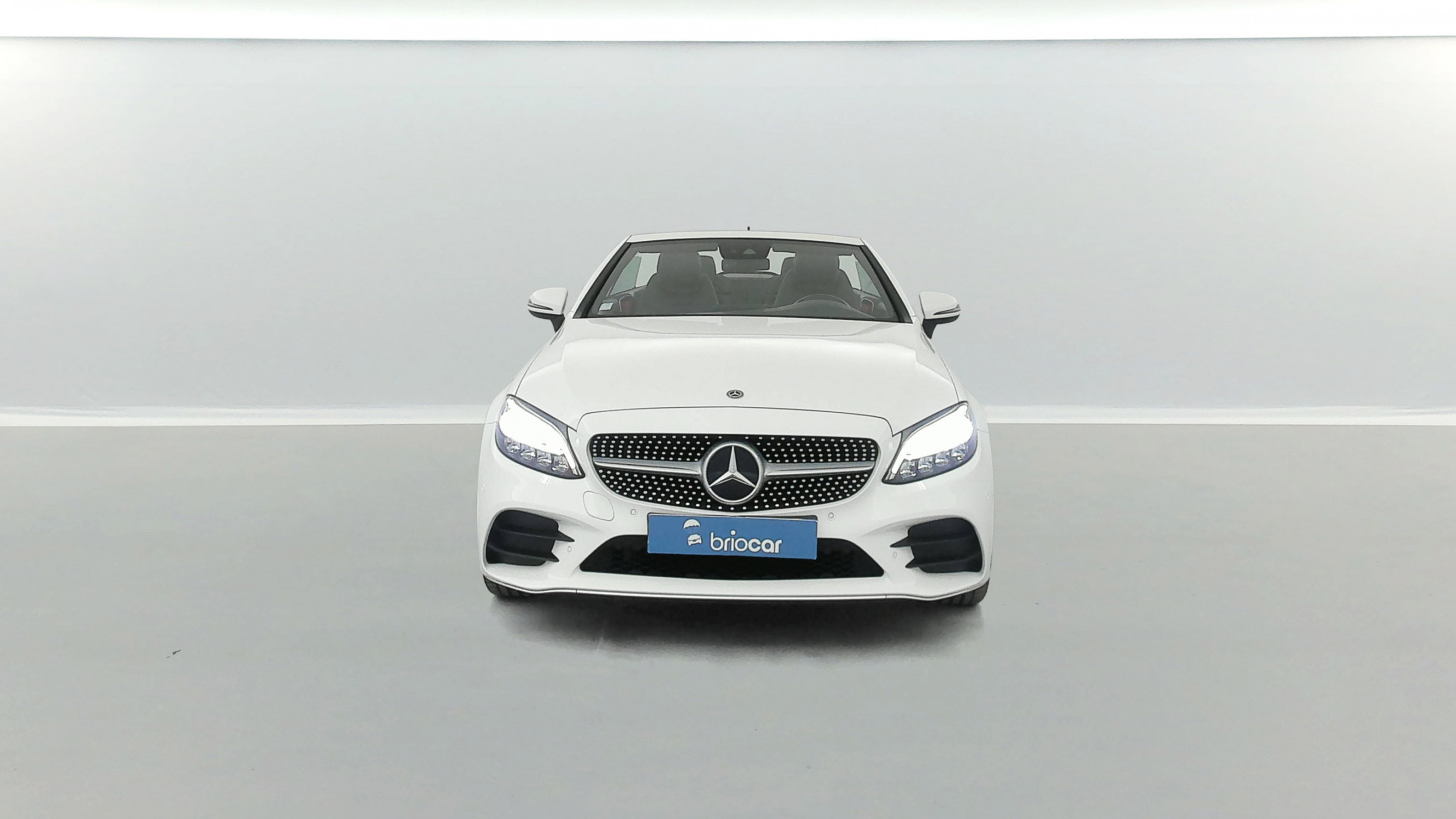 Vente en ligne Mercedes Classe C 220 d 194ch AMG Line 9G-Tronic + Attelage au prix de 29 980 €
