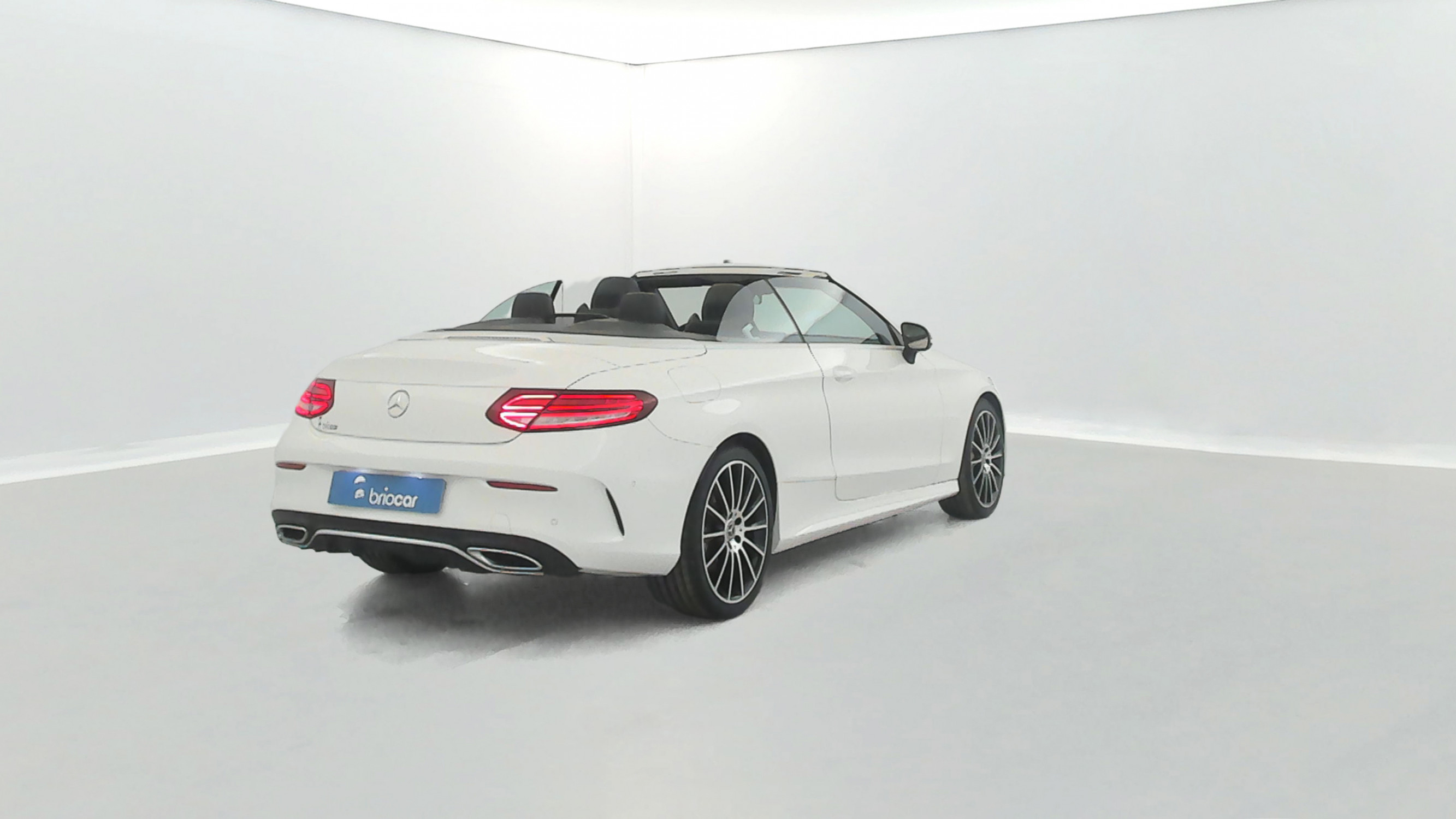 Vente en ligne Mercedes Classe C 220 d 194ch AMG Line 9G-Tronic + Attelage au prix de 29 980 €