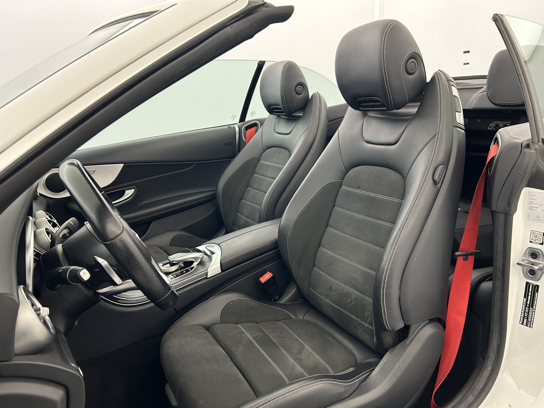 Vente en ligne Mercedes Classe C 220 d 194ch AMG Line 9G-Tronic + Attelage au prix de 29 980 €