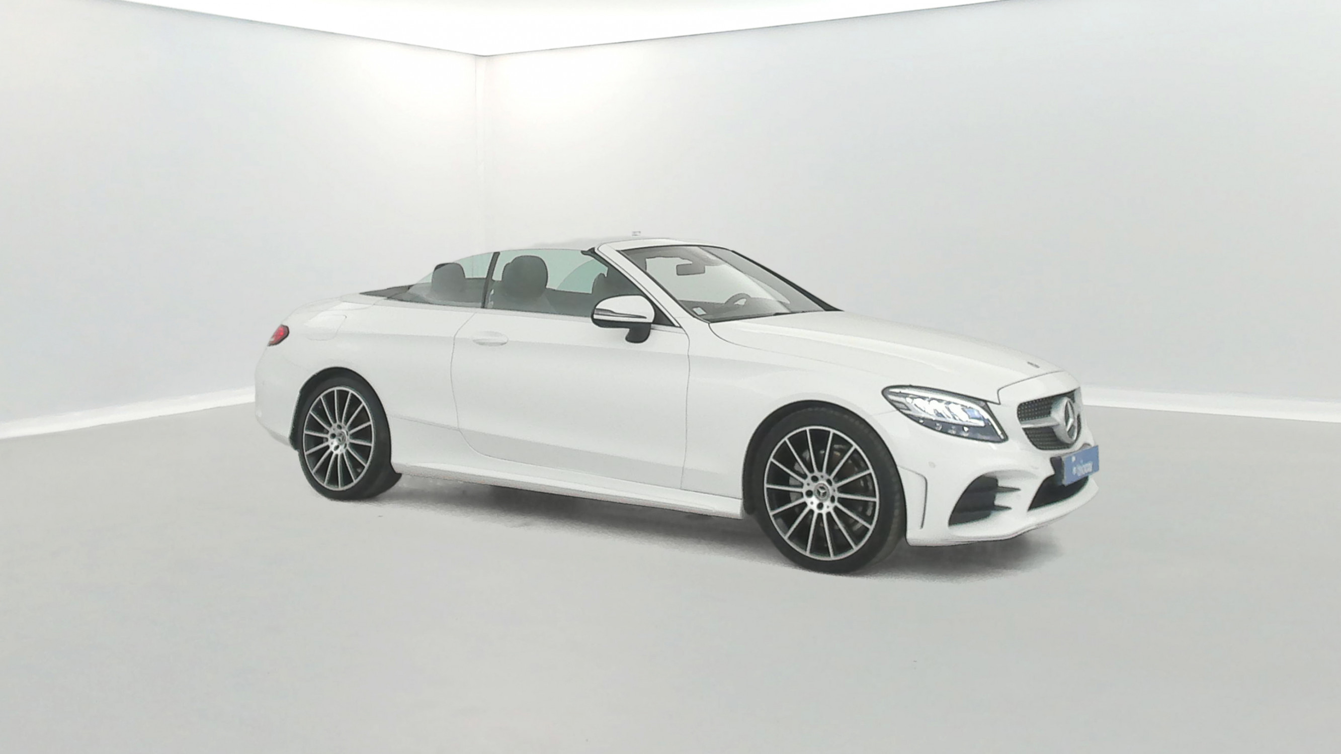 Vente en ligne Mercedes Classe C 220 d 194ch AMG Line 9G-Tronic + Attelage au prix de 29 980 €