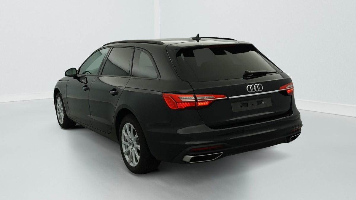 Vente en ligne Audi A4 Avant 35 TFSI 150 S tronic 7 Design au prix de 25 420 €