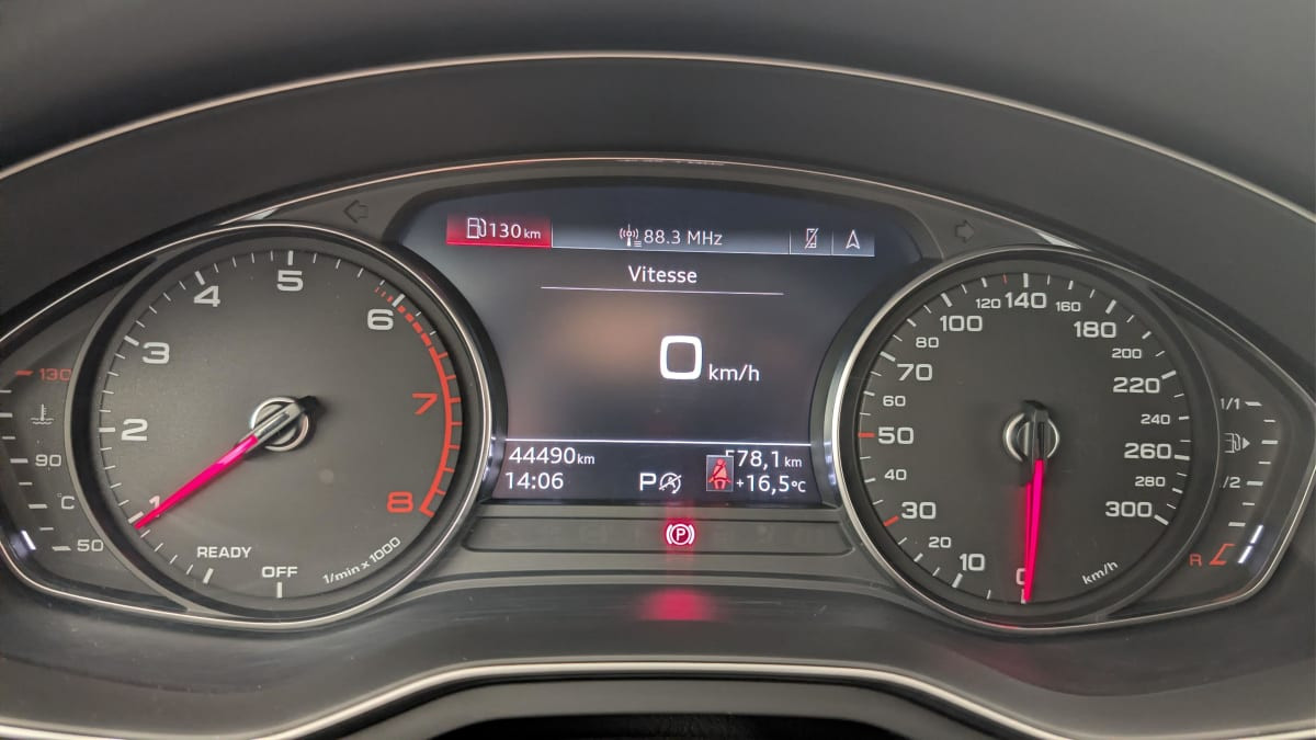 Vente en ligne Audi A4 Avant 35 TFSI 150 S tronic 7 Design au prix de 25 420 €